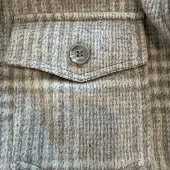 Joie women’s flannel shacket - Picture 3 of 5
